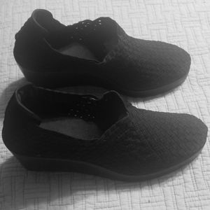 Black Closed toe Wedges